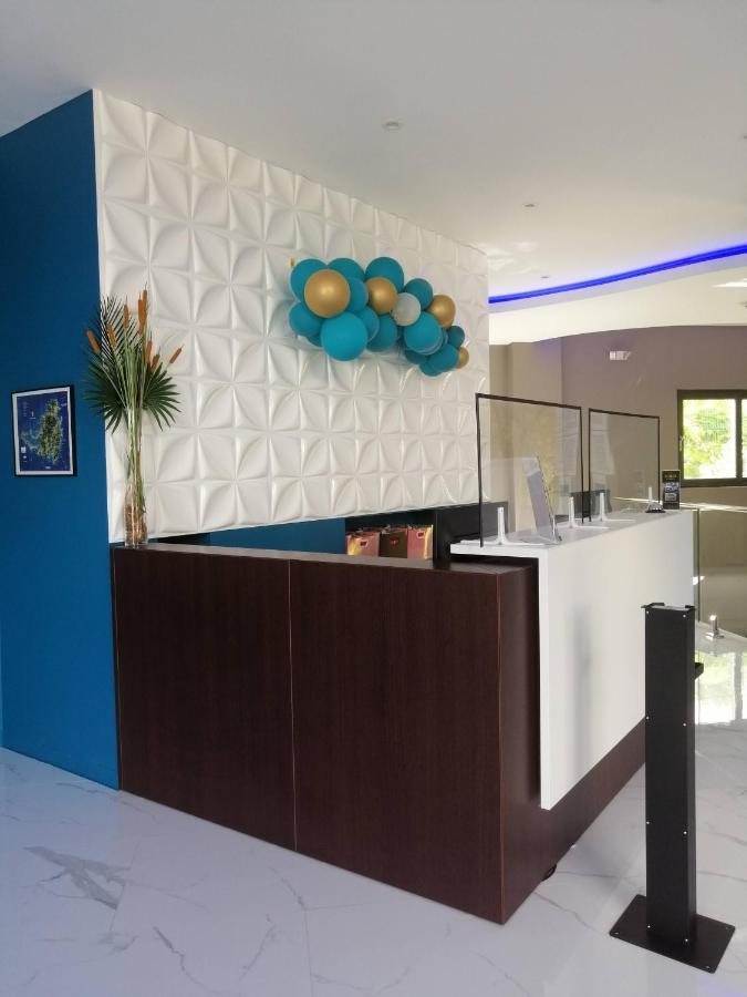 Adonis Cupecoy Hotel Simpson Bay Ngoại thất bức ảnh