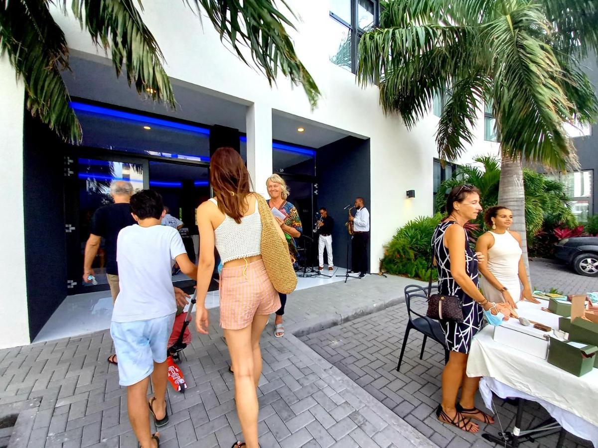 Adonis Cupecoy Hotel Simpson Bay Ngoại thất bức ảnh